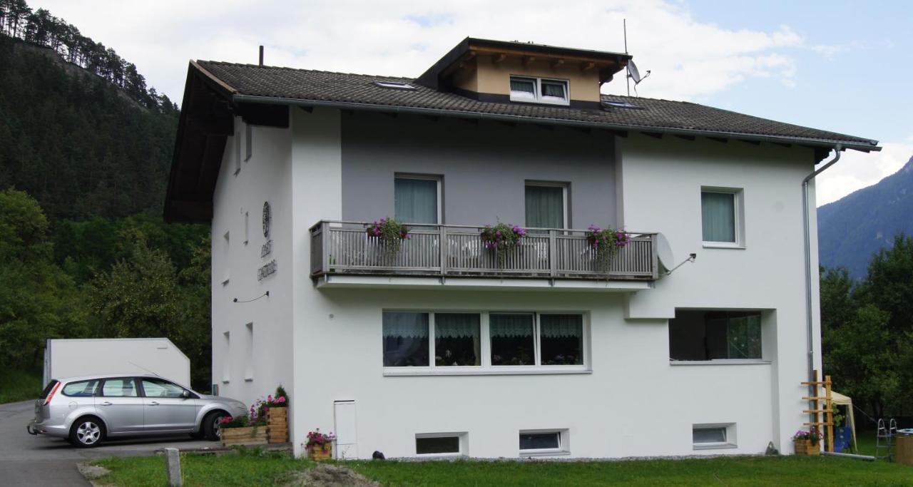 Apart Confimare Hotel Pfunds Exterior foto